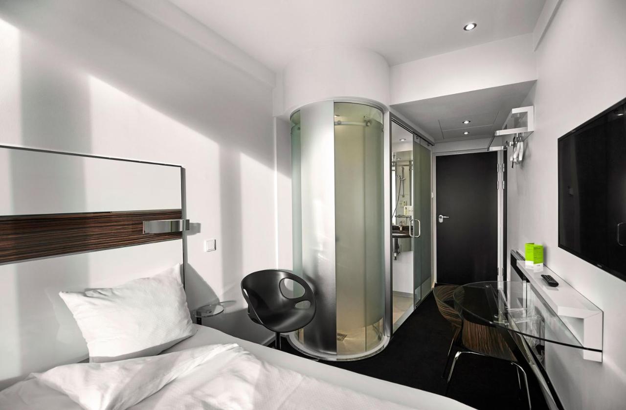 Standard Room,722171362:JPEG