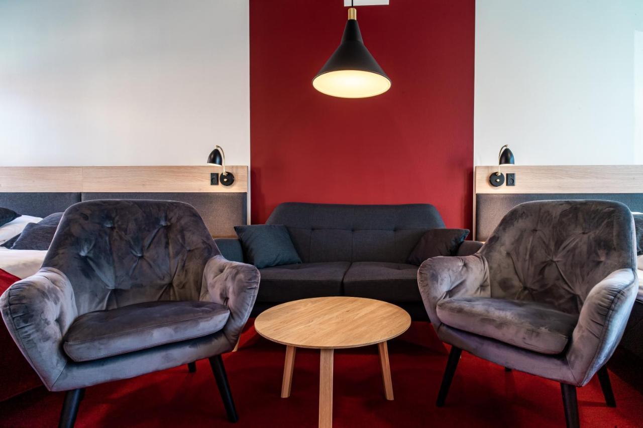 Standard Family Room