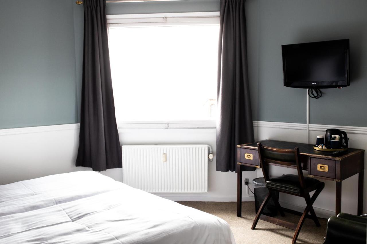 Double Room,1196379544:JPEG