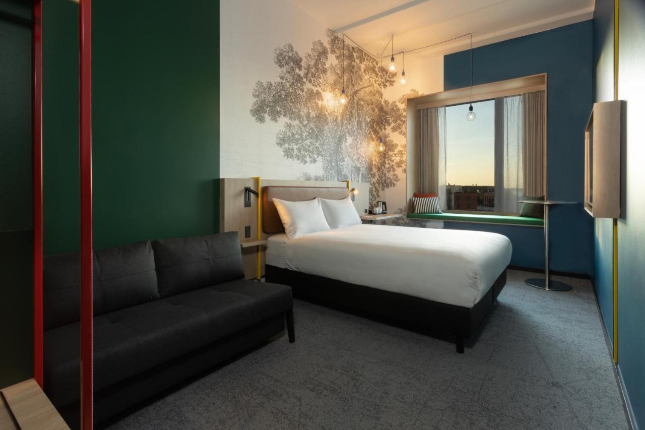 Camera Familiare Standard con 1 Letto Matrimoniale e 1 Divano-Letto