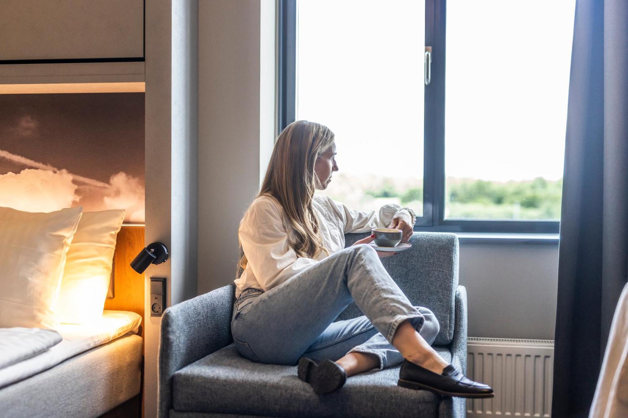 Family Room,1597541783:JPEG