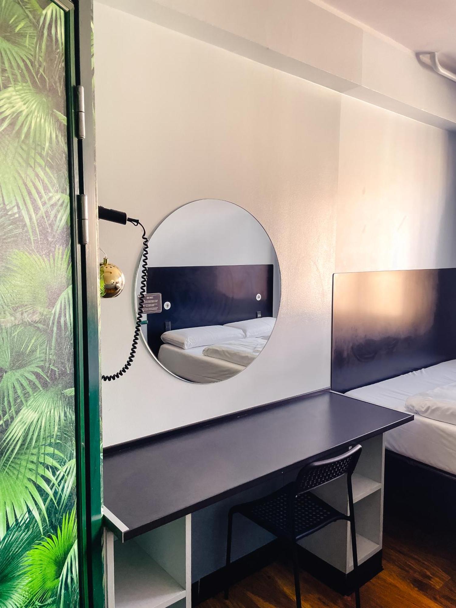 Quarto Duplo com Casa de Banho Privativa