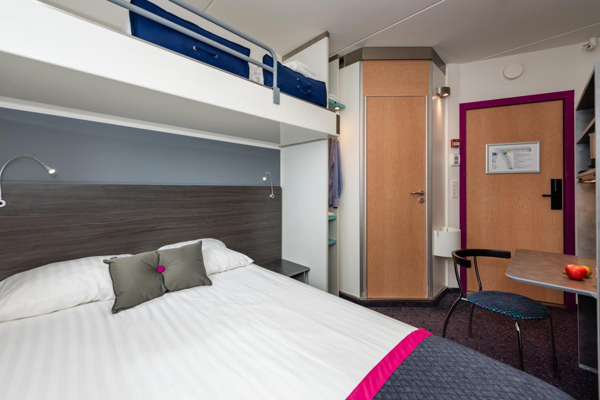 Standard Queen Room Extra Bed
