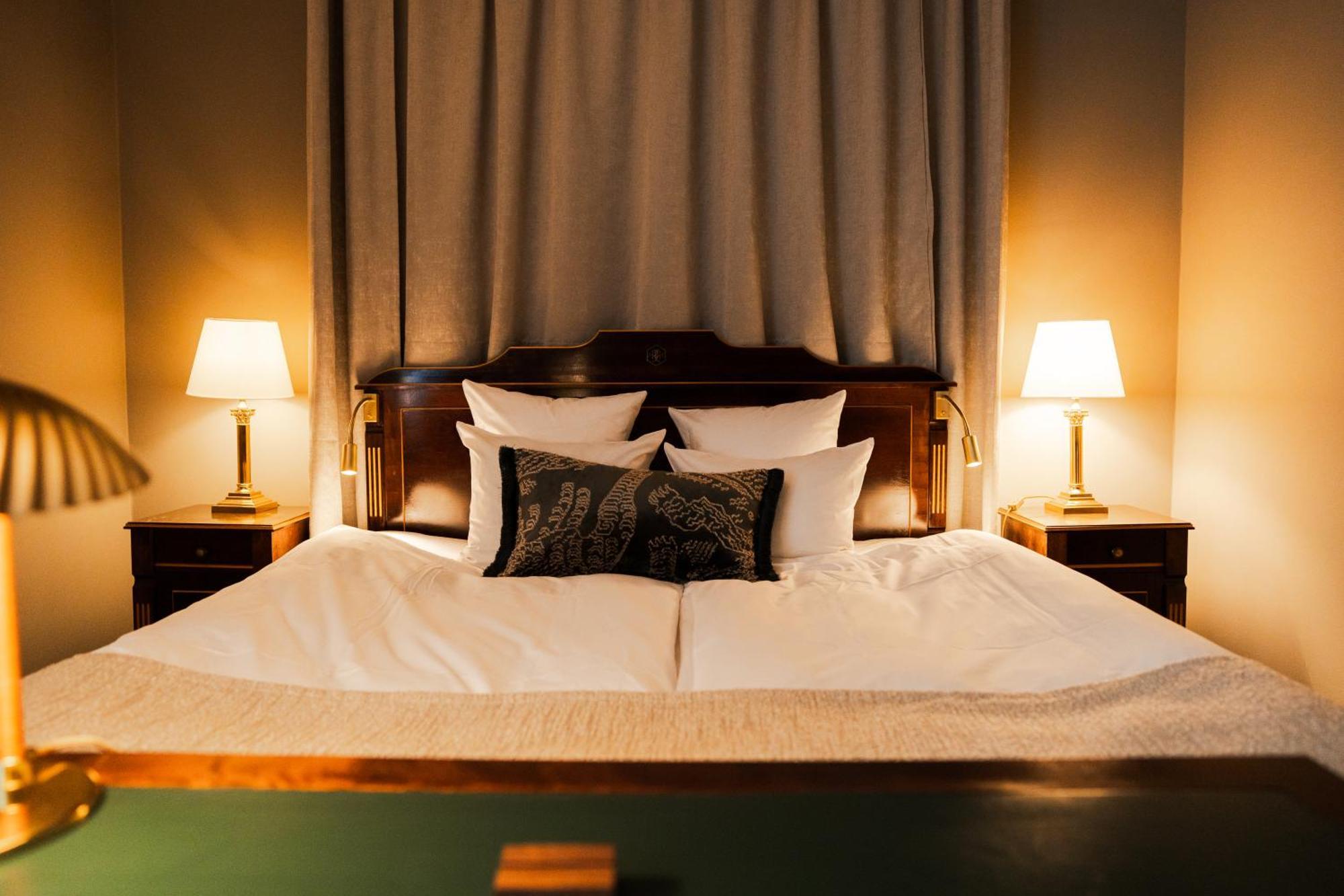 Royal Standard Deluxe Room