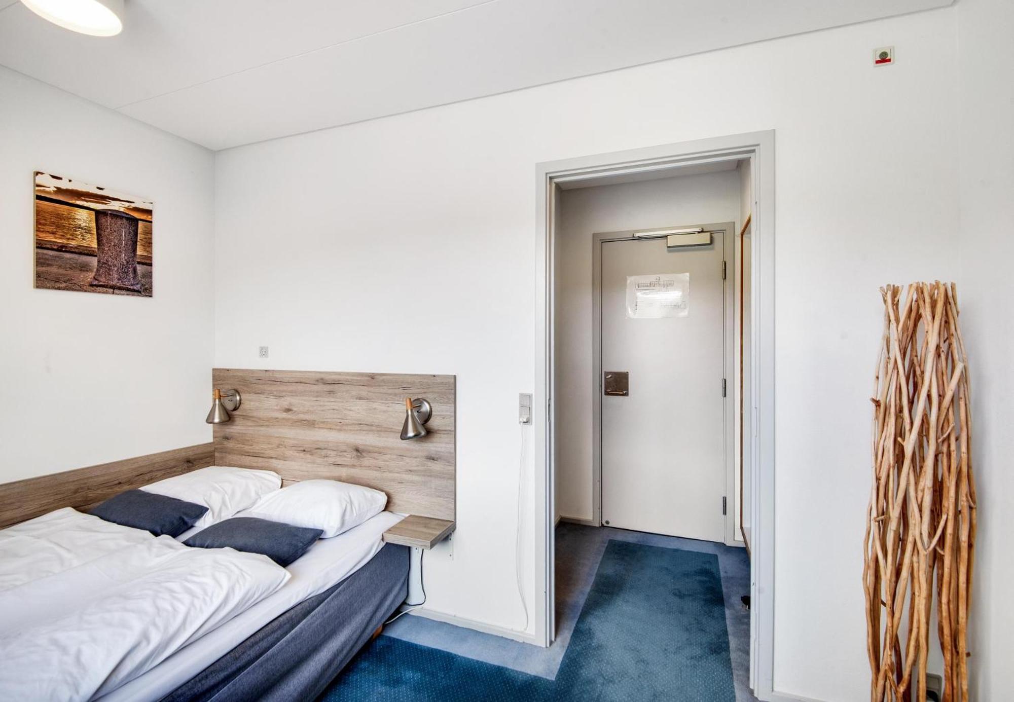 Kleines Doppelzimmer (140 cm breites Bett)