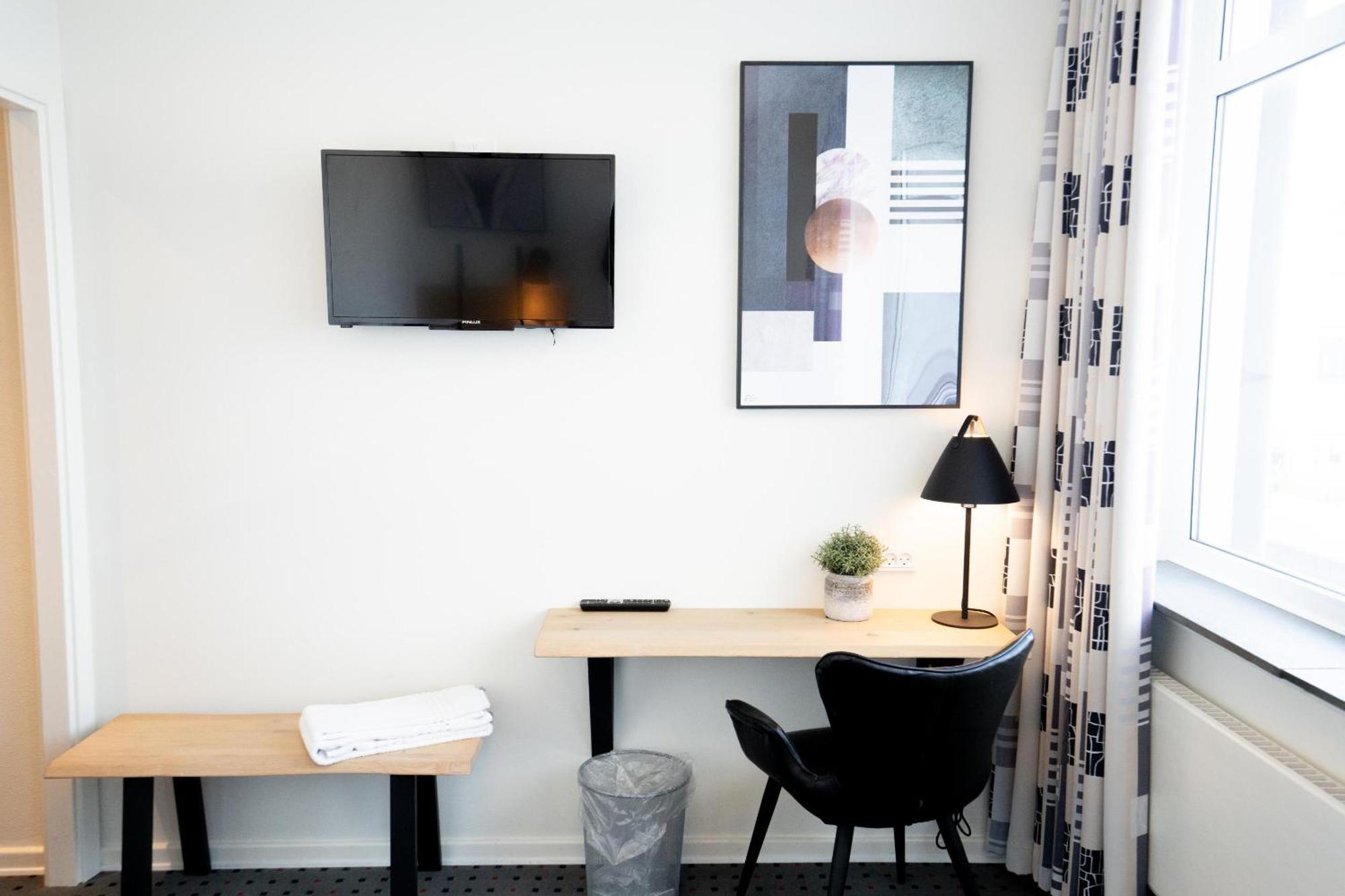 Small Single Room
