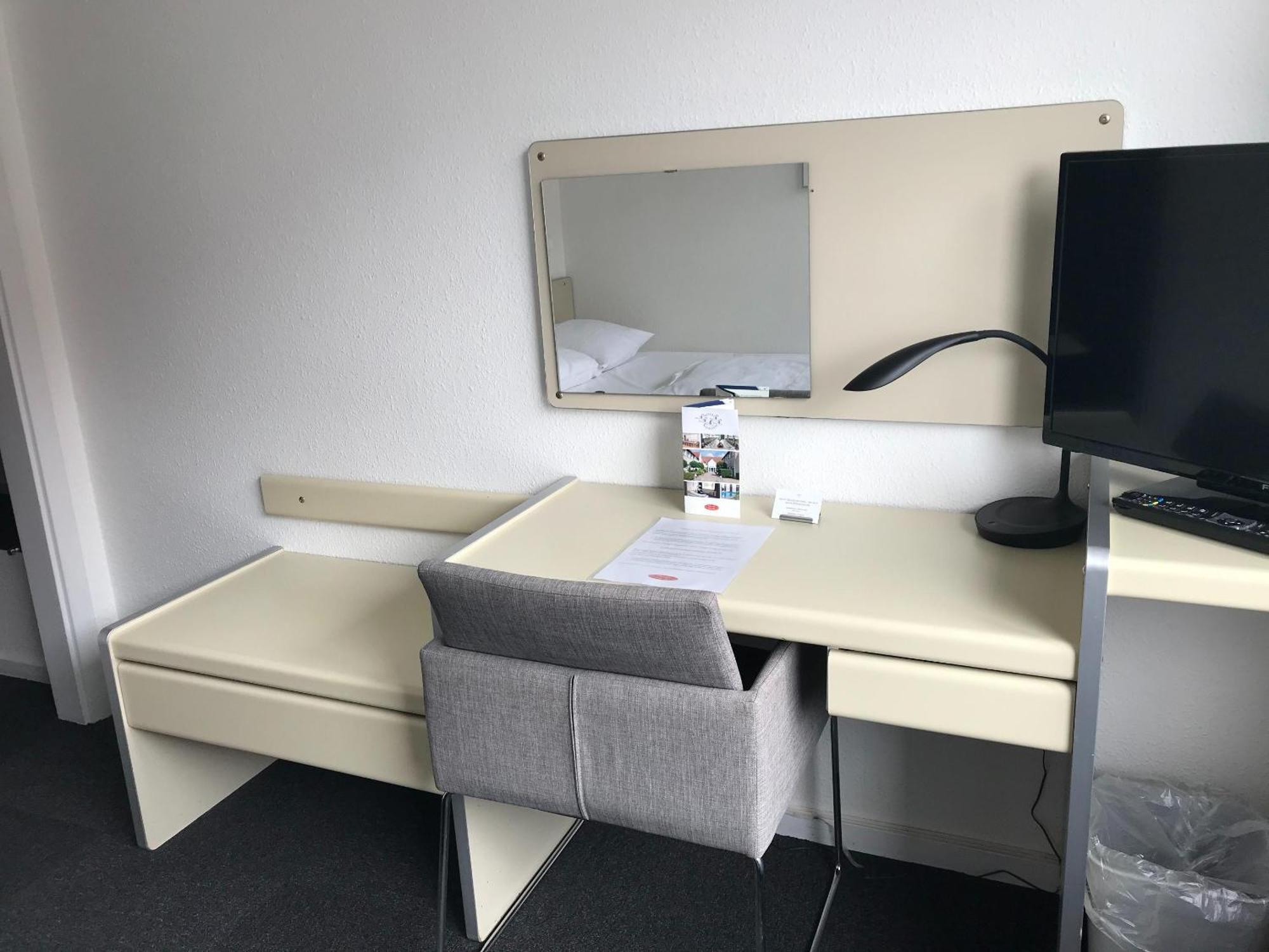 Budget Single Room
