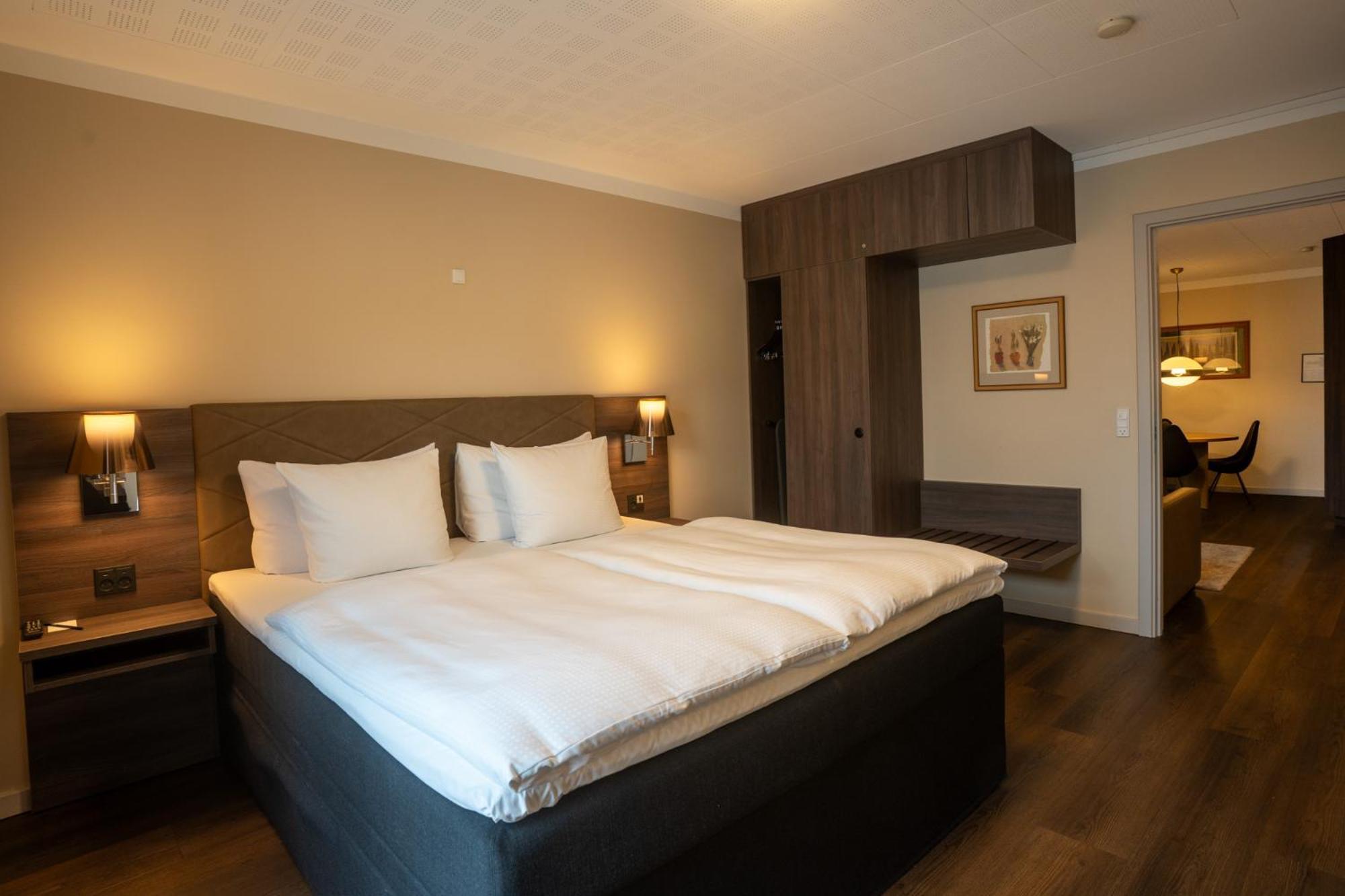 One-Bedroom Suite