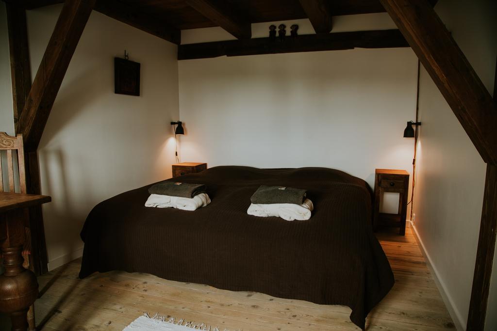 Double or Twin Room with Garden View and Shared Bathroom,379993438:JPEG