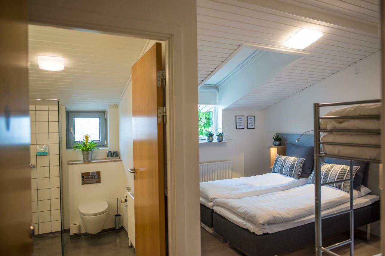 Familienzimmer (2 Erwachsene + 2 Kinder)