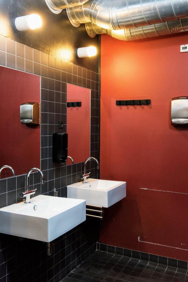Camera Tripla con Bagno in Comune