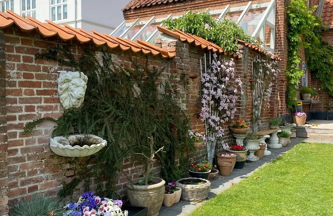 Holsteinshus B&B-1