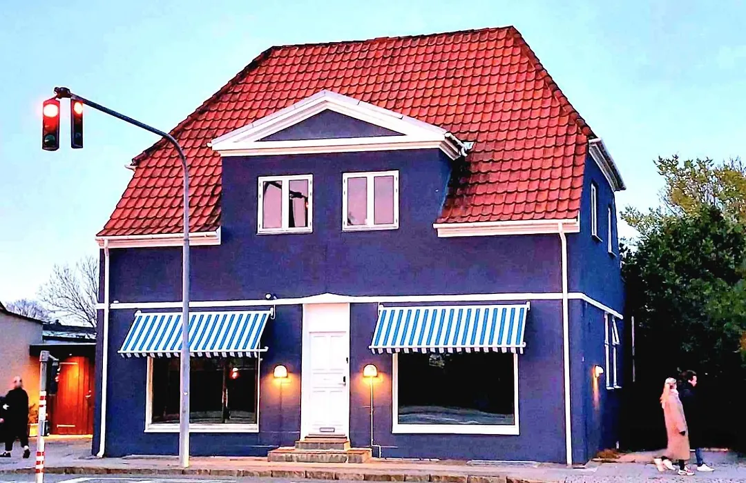 Guesthouse 'Blue House' In Vintage Villa&Garden-1
