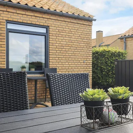 Charming 6-Person Vacation Home In Middelfart-2