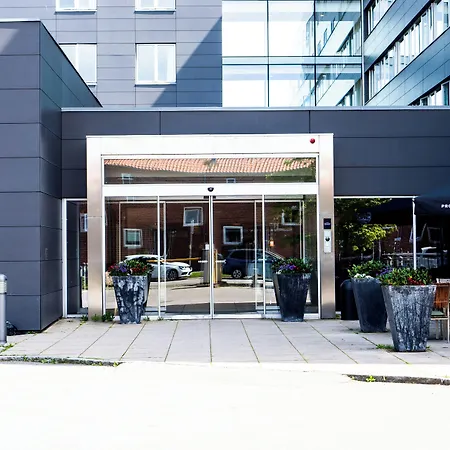 Park Inn by Radisson Copenhagen Airport-2