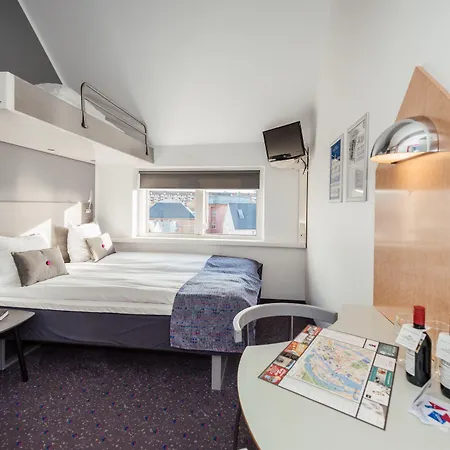 Cabinn Scandinavia-3