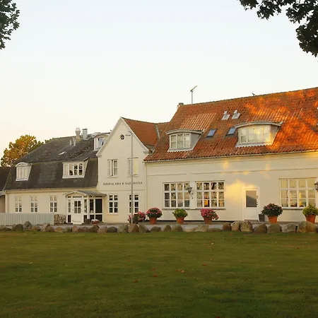Rodvig Kro Og Badehotel-3