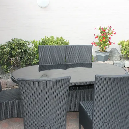 Amalie Bed And Breakfast & Apartments-3
