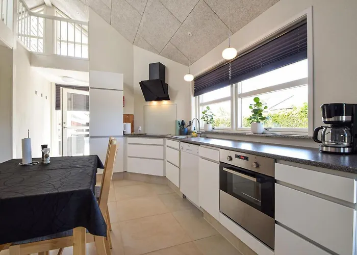 Awesome Home In Kerteminde With Wifi