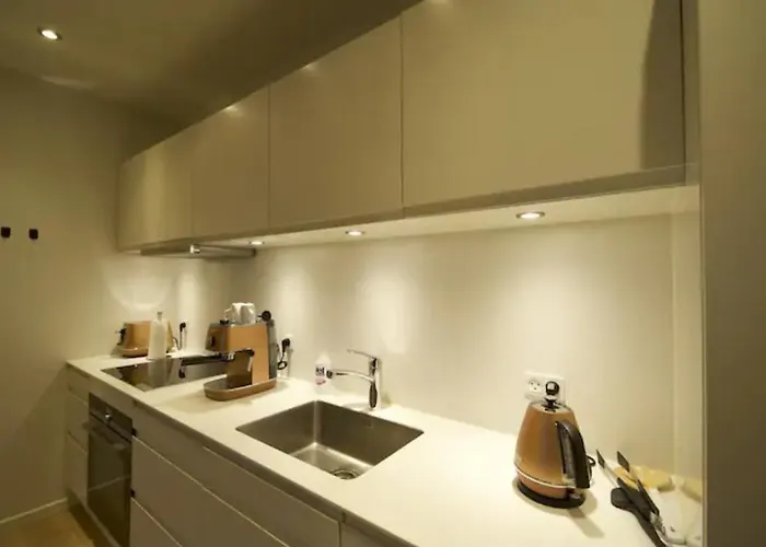 Cozy And Silent Ground Floor Apartment