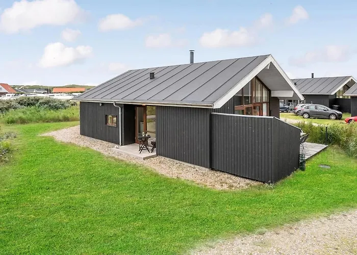 Amazing Home In Ulfborg With Wifi