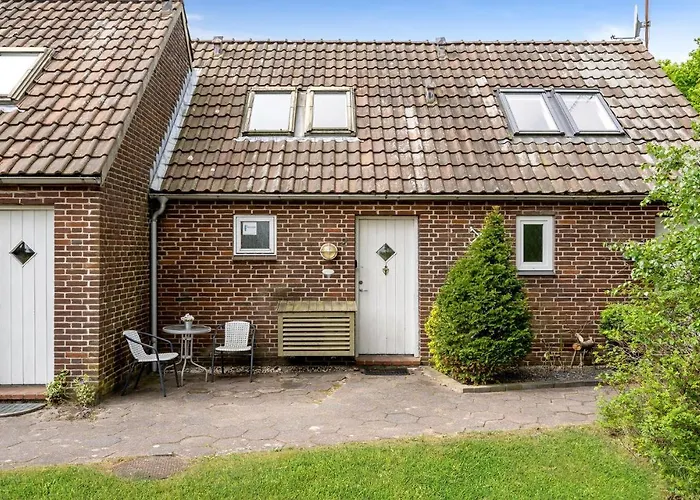 Schönes Haus Mit 2 Schlafzimmern In