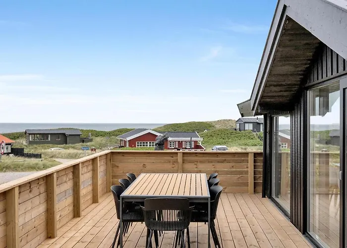 Gorgeous Home In Hjorring With Wifi