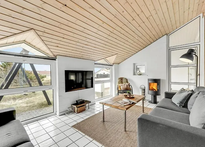 Amazing Home In Thisted With Sauna