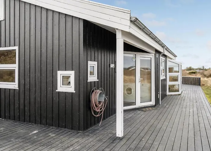 Beautiful Home In Hjorring With Sauna