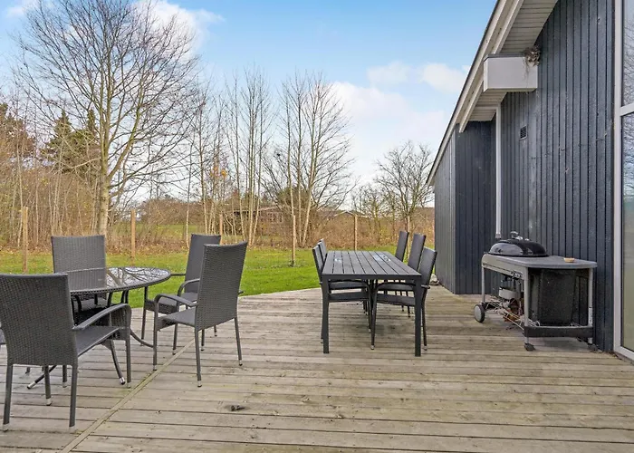 Lovely Home In Hadsund With Sauna
