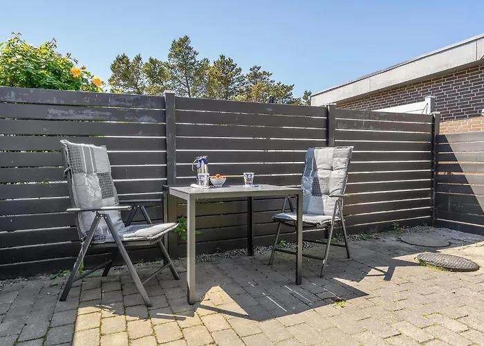 Holiday Home Bl