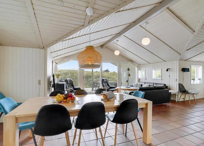 Stunning Home In Thisted With Sauna
