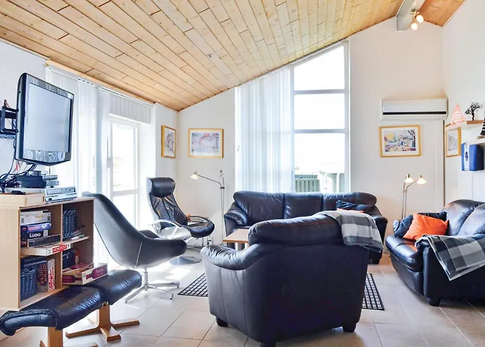 Lovely Home In Thisted With Sauna
