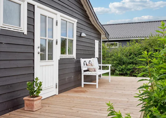 2 Bedroom Awesome Home In Kerteminde