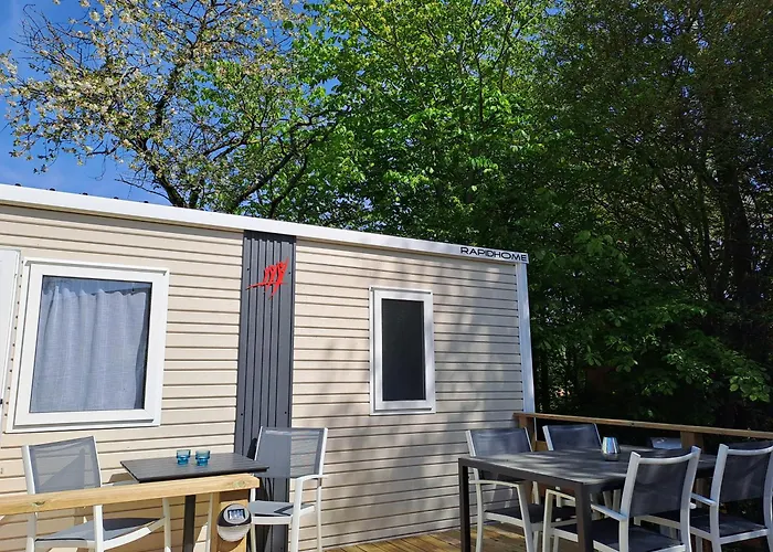Kongsore Camping, Sma Og Store Hytter