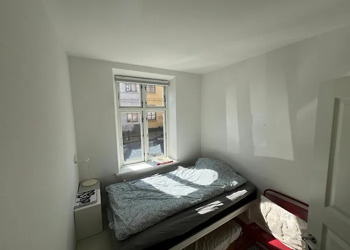 Townhouse With Private Garden In The Centre