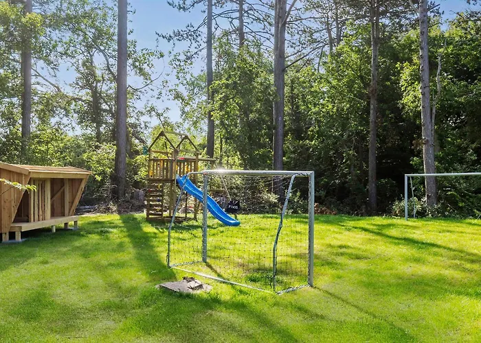 Cozy Home In Hadsund With Sauna