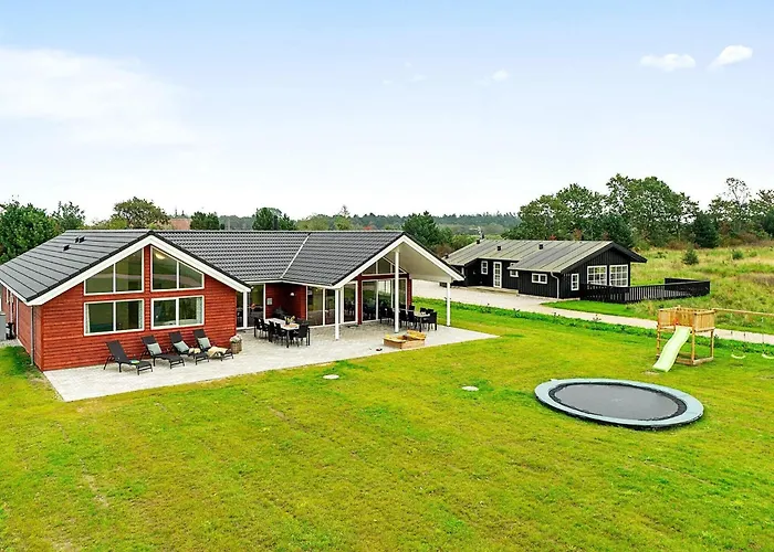 5 Star Holiday Home In Grenaa