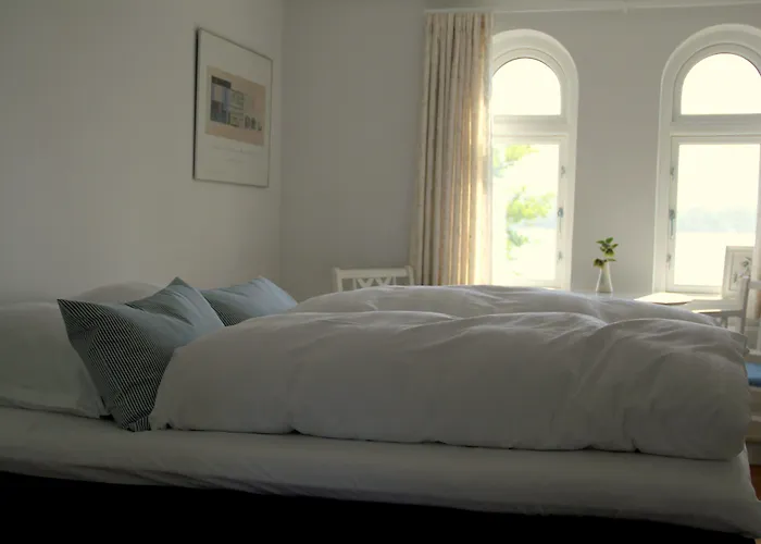 Troense Bed And Breakfast By The Sea