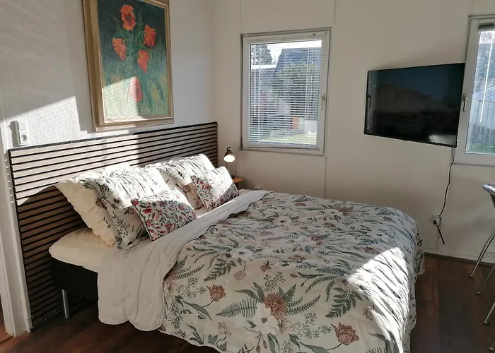 Family Apartment In Kvaers - Bunk Bed, Kitchen And Ev Charging