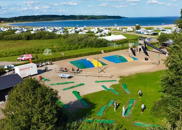 Vikaer Strand Camping & Cottages