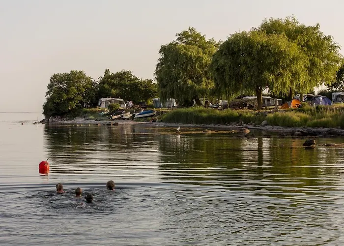 Dcu-Camping Abyskov Strand