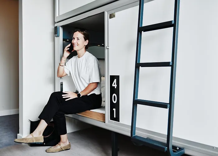 Hotel Capsule Inn
