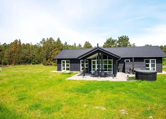 5 Star Holiday Home In Romo