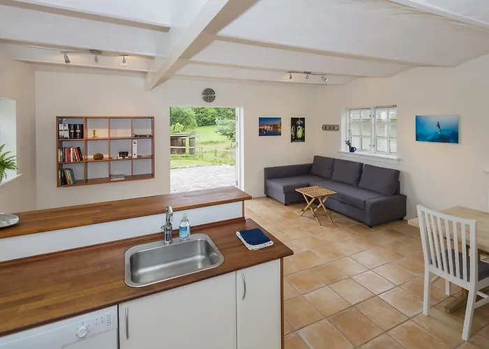 Pedersminde Guesthouse