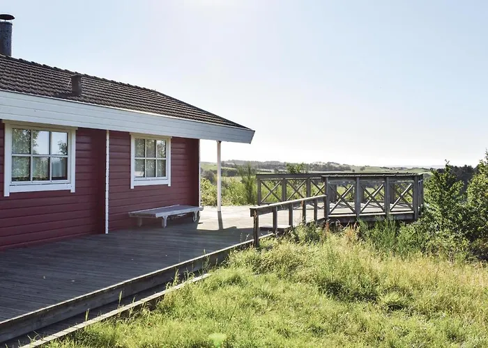 Two-Bedroom Holiday Home In Knebel